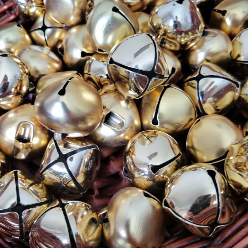 FlatRockGoods's tweet photo. Vintage Large Gold Jingle Bells for Crafts
https://t.co/RFh69LJXR4
#jinglebells #craftsupply #vintagebells #etsy https://t.co/1SoPCx5JJr