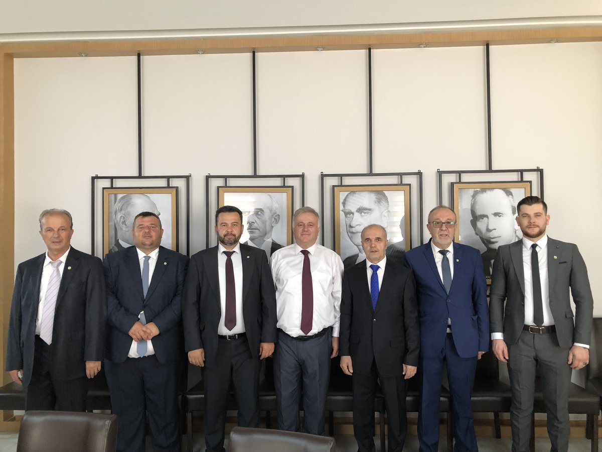 bttob1936's tweet photo. Birliğimizdeki bayramlaşmanın ardında kalan güzel anılar... https://t.co/LqOMHbkOUP