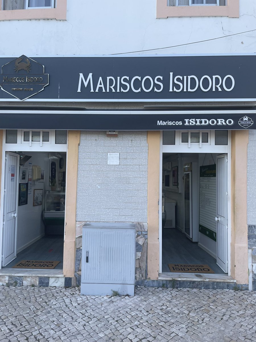 BellKevin1980's tweet photo. @IsidorWilson You got a side hustle in seafood in the Algarve? Good luck and all the best at the World Cup (and thanks again for some great memories from this season) #hawaythehaitilads #safc https://t.co/rfF50Q2qtn