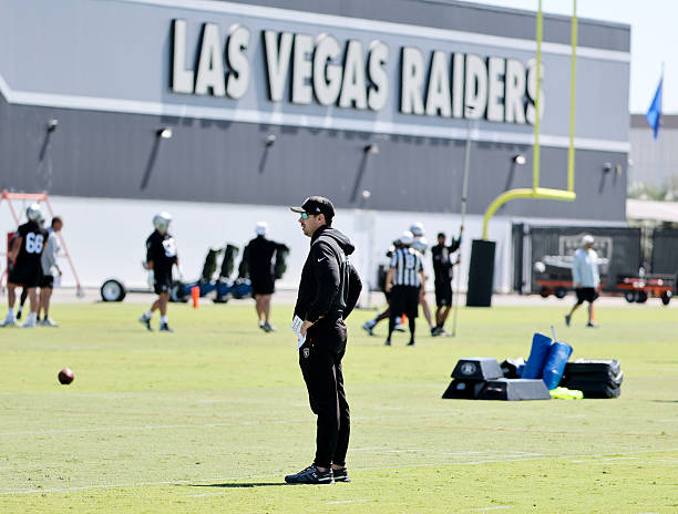NFLMAVERICK's tweet photo. Coach Klint https://t.co/qSP700dbuY