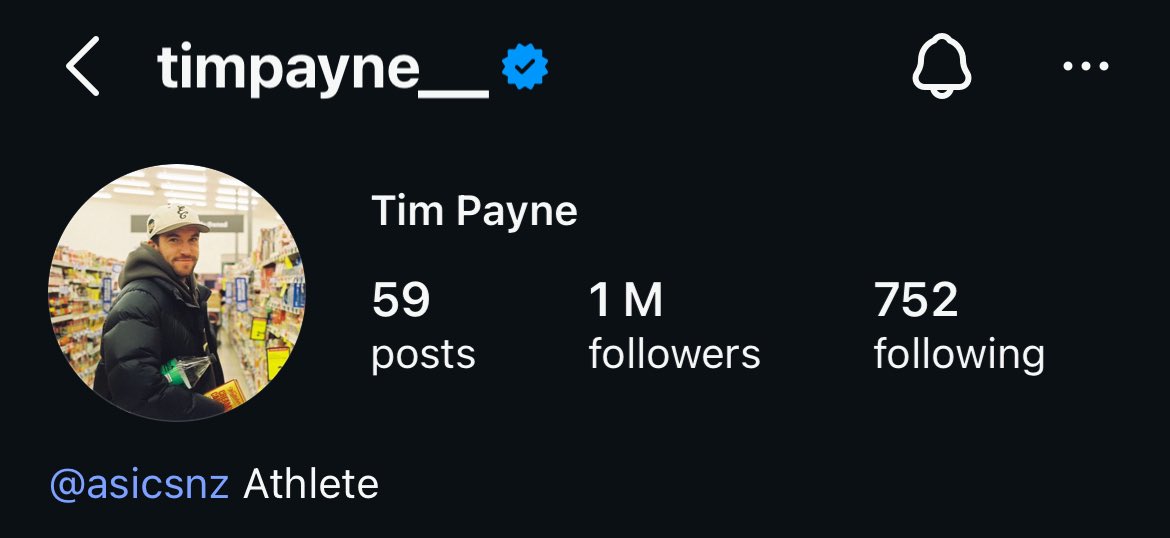 JonesVincentt's tweet photo. Just a casual 1 million followers for Tim Payne now! https://t.co/92V9bQGrVJ