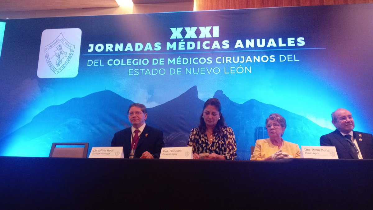 caritasmty's tweet photo. 💫Hoy acudimos a la XXXI Jornadas Médicas Anuales del Colegio de Médicos Cirujanos de Nuevo León, en las cuales se brinda información actualizada profesional continua a la comunidad médica del nuestro estado.💙 https://t.co/A0iXjZAQRC