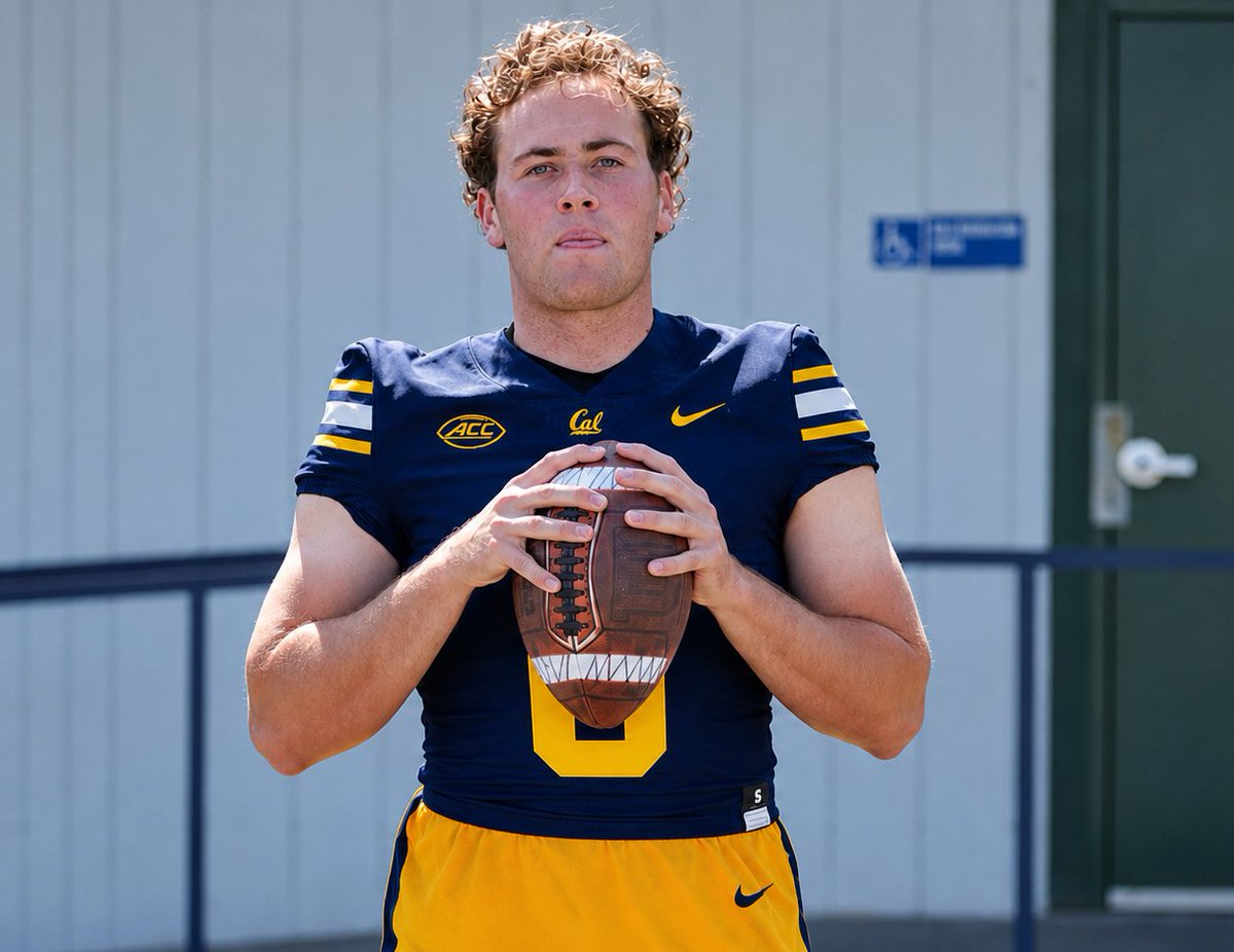 GoBearrs's tweet photo. Cal lands 4-star QB Dane Weber (#1 QB in CA per Rivals) over UCLA, Cinci. @CoachLup gets his top target in his very 1st class.
here's a first look at Weber in a Cal uniform 🔥 #cookingwithgasoline #GOBEARS https://t.co/ZjkCjj7OZB