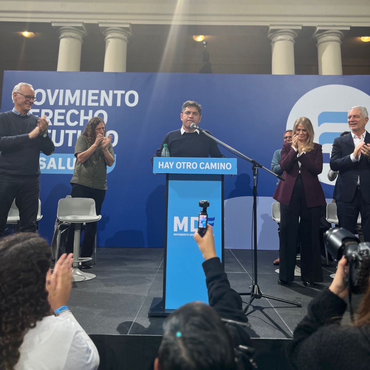 pyedlin's tweet photo. Participé con la diputada @Palladinodip del acto de lanzamiento de @MDFSALUDoficial en la ciudad de La Plata.
Gracias a la invitación de @Kicilofok y @DrDanielGollan. 
Argentina tiene un modelo alternativo al ajuste salvaje de @JMilei. 
La salud es un derecho en Argentina, pero necesitamos un gobierno nacional que lo garantice.