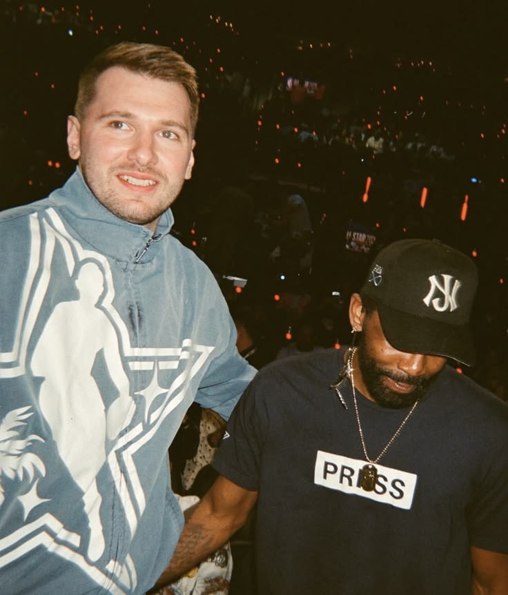 bottomluka's tweet photo. #lukai socmed au 

in which kyrie is a big streamer who got invited to the asg and luka, maverick's star, is his big fan. the rumors start rising regarding the picture they took and luka accidentally likes a shipping post from his main and not his priv https://t.co/PNP3L9T3PH