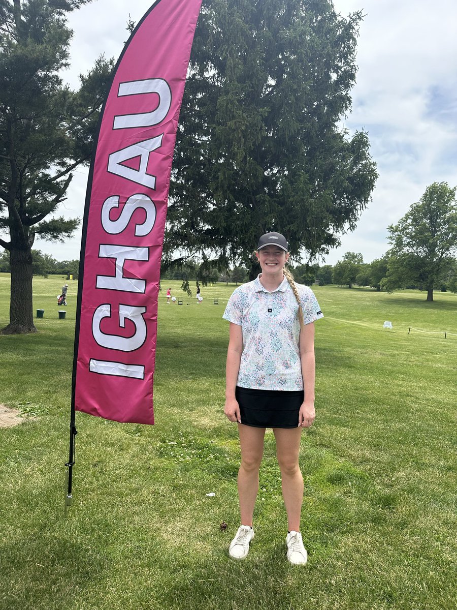 DNHGOLF's tweet photo. Day 1 of Girls State Golf is in the books!

Keely Kauten 
Individual Score: (43-47=90 - 31st Place)

Final Day:

Tee Time 9:30am
Hole 10
Grace Zapitul - Centerville
Addy Weinreich - Clarinda
Keelu Kauten - DNH https://t.co/lWoE0kJOBB