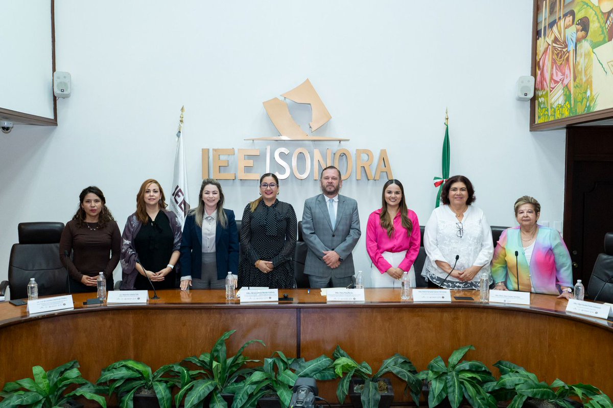 SonoraObserva's tweet photo. 🟣 El #OPPM celebró su primera sesión ordinaria de instalación, encabezada por el presidente del Observatorio el Mtro. Nery Ruiz Arvizu @neryruiz.

Durante la sesión, la Secretaria Técnica @almaalonso19 presentó el Programa Anual de Trabajo del OPPM, mismo que fue aprobado. https://t.co/4vcz3BlaTF