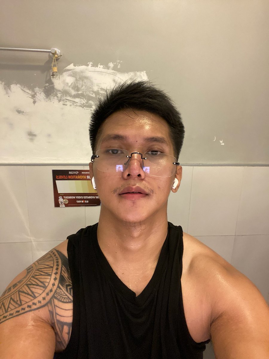 IamWave04's tweet photo. Good Morning 🥺❤️💩 https://t.co/akIcabECo1