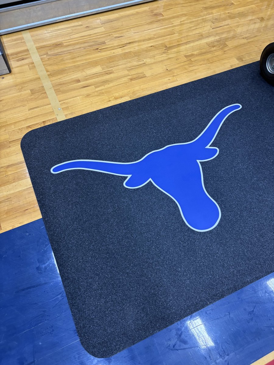 GrahamTXHoops's tweet photo. 🤘🏻🏀⬆️Offseason Upgrades ⬆️ 🤘🏻🏀

Huge thanks to @EnhanceMats and the Graham Athletic Booster Club @ClubGraham for these bench mats for all gym sports! 

#A3
#VALIDATE 
#DYNAMIC 

@GrahamHSAthDept https://t.co/UWcEbvo9h9