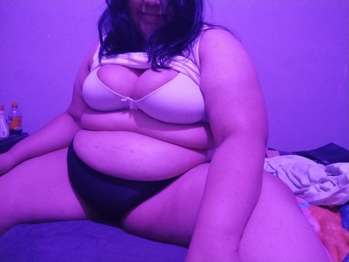 fanykelso's tweet photo. ☆27 yrs
☆Sell content 
☆Bi
☆ Switch 
☆Soft &amp; hard kinks
☆Gamer Girls
☆5’6 &amp; plus size https://t.co/qDWVaGHOGp