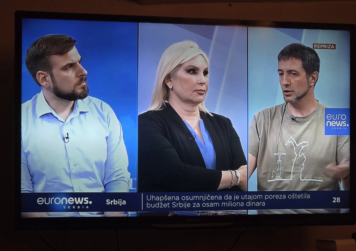 mishaboom's tweet photo. Oliver Tošković vaspitan i precizan demonstrirao svoju inteligenciju i pamet u studiju sa tri zla. https://t.co/KdF5vC2q1L