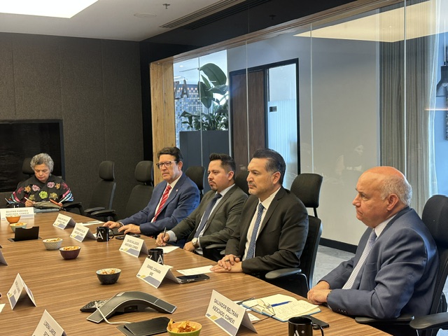 COMEXI's tweet photo. En el marco de la visita del Secretario General Iberoamericano, Andrés Allamand, se llevó a cabo una reunión de trabajo para dialogar sobre oportunidades de cooperación en la región iberoamericana. En el encuentro participaron asociados COMEXI y representantes de SEGIB y SRE. https://t.co/Lp05UIpyf4