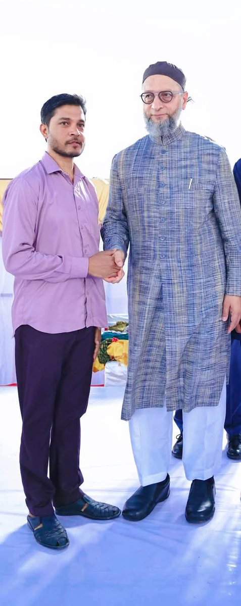 Im_SyedAzhar's tweet photo. I met with AIMIM Party President Barrister @asadowaisi Owaisi Sahab MP Hyderabad at his Shastripuram residence to wish him on Eid Ul Adha.  #Eid_Ul_Adha #AIMIM 2026 https://t.co/KE4lKvTRBi