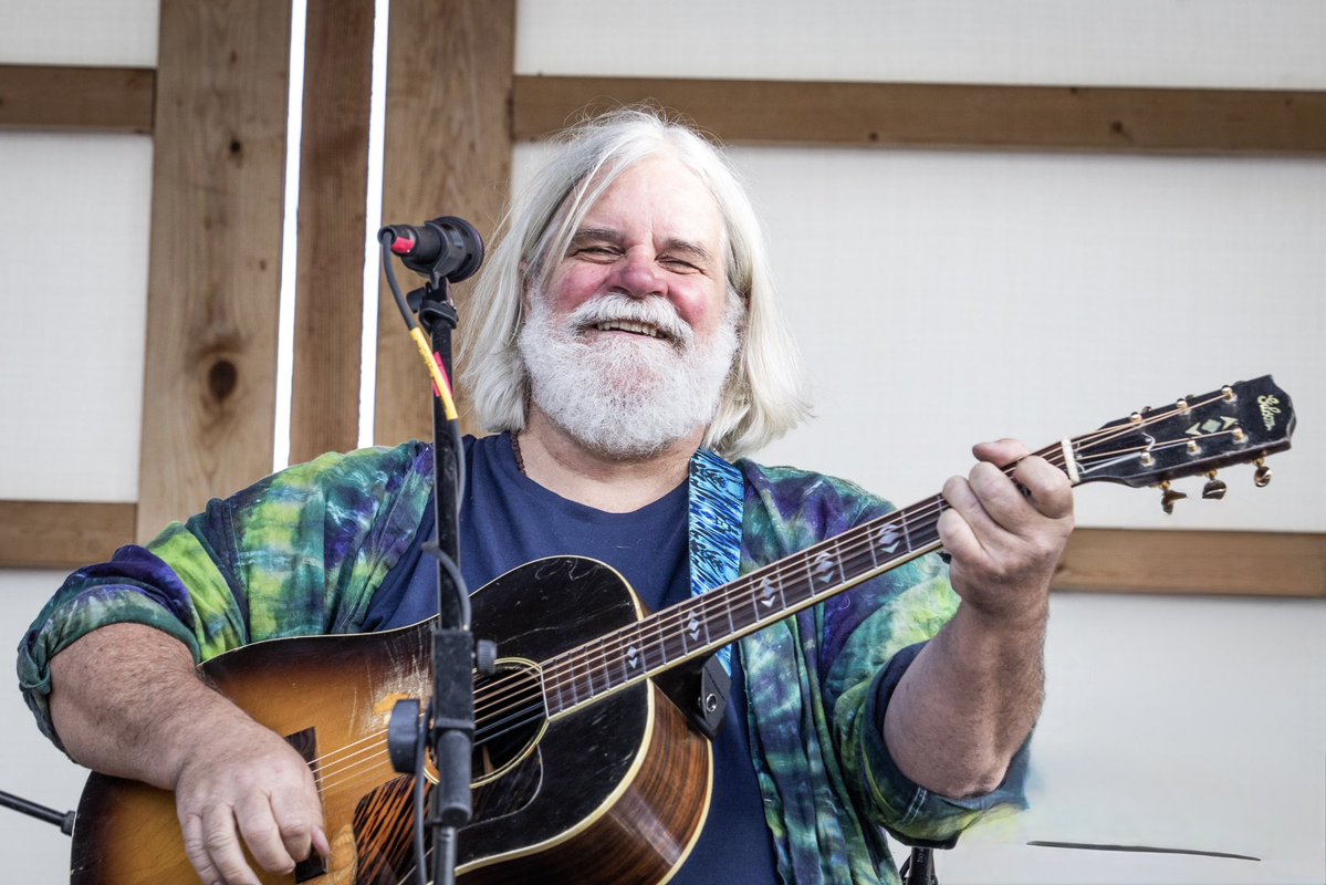 LeftoverSalmon's tweet photo. Join us in wishing a Happy 64th Birthday to Vince Herman! We still need ya, and will still feed ya, when you’re sixty-four! 

📸: Elliot Siff https://t.co/Tr0L9Zl0Oe