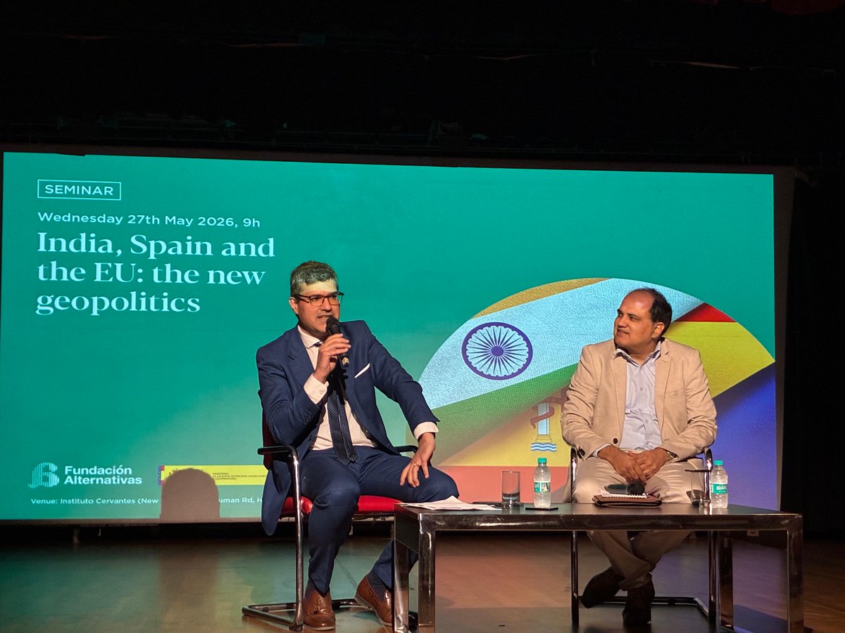 CSDR_India's tweet photo. Delighted to partner with @funalternativas for an event on “India, Spain and the EU: the New Geopolitics”, with support from the @ICNuevaDelhi &
@EmbEspIndia 
Experts from 🇮🇳 & 🇪🇸explored the evolving contours of India–Spain relations, especially on defense-industrial collaboration & partnerships in cutting-edge technologies.

@HappymonJacob @rakeshnms @SanjayVermalFS @Vpalacio22 @amaiasc4 @d_makkat