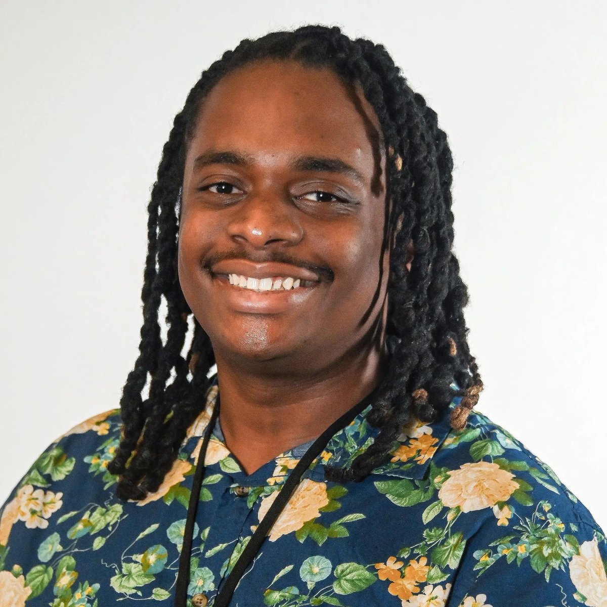 AggieFJSA's tweet photo. Chevall Pryce ’17, a city hall reporter with The Baltimore Sun, and Todd Karpovich earned Best of Show honors in the breaking news category by the Maryland-Delaware-D.C. Press Association for "‘Mass casualty’: 25 hospitalized after suspected drug overdoses in West Baltimore.” https://t.co/1GmaKi0HMK