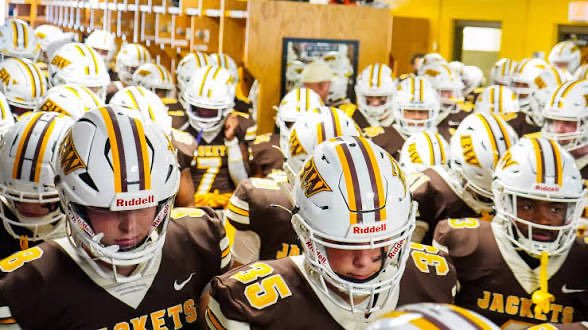 TeganJallick's tweet photo. After a great call and talk with @CoachHilvert, I’m excited to say I have received my 6th offer to continue my academic and athletic career from @BWFootball_ !! Thank you for this opportunity!
@MattBrown_Coach @RAPLewis 

@CoachEvanDreyer @AHS_TDClub https://t.co/4oH8NFP1bG