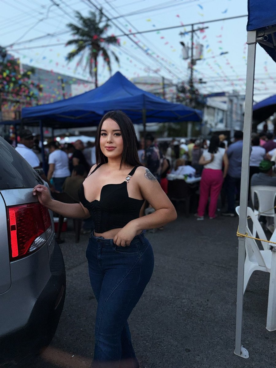 giinaavv's tweet photo. La ceiba🎭 https://t.co/S17sMsW7M2
