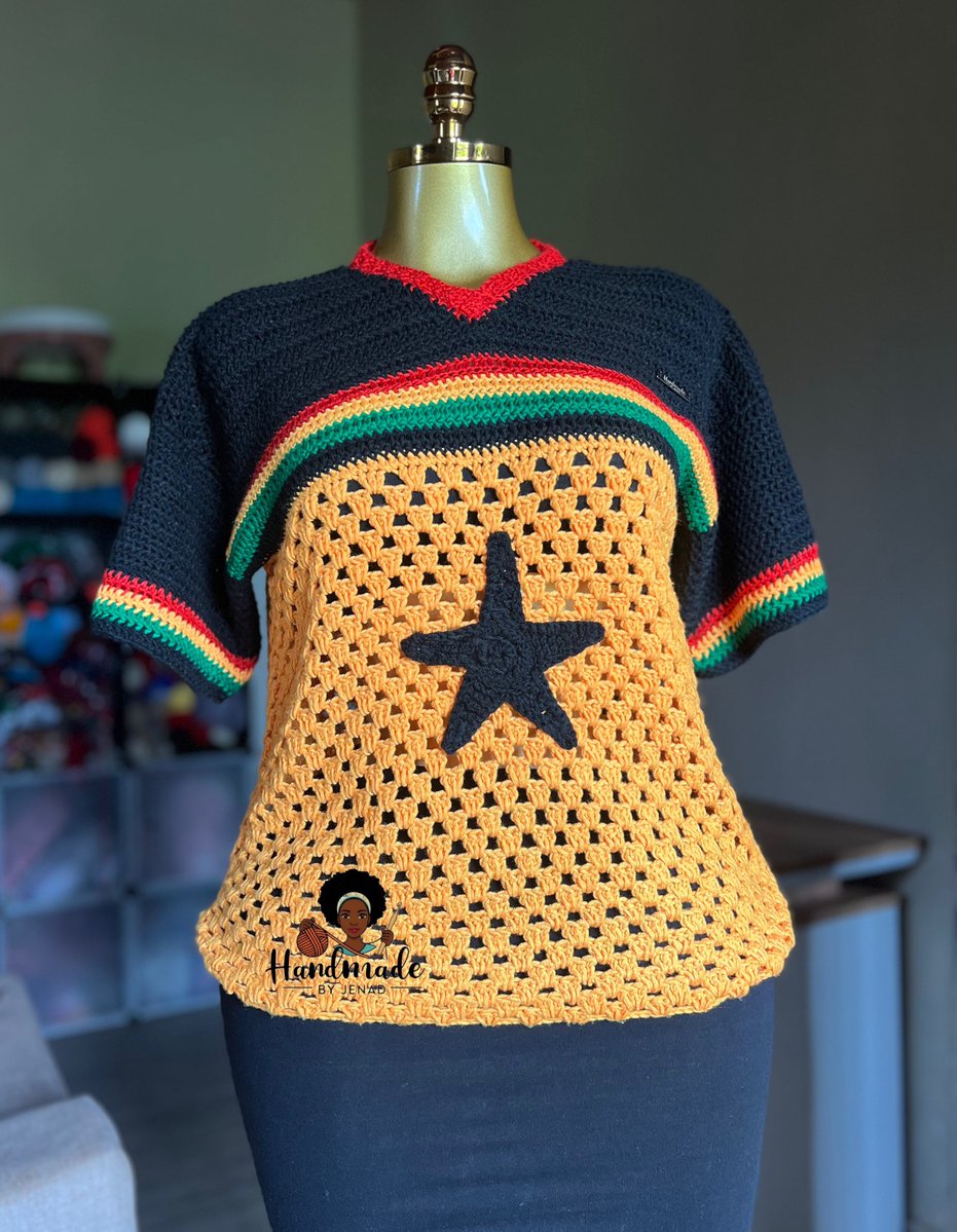 jenny_frimp's tweet photo. I crocheted a Ghana Jersey in 30 hours. Hello @FIFAWorldCup we’re coming for the trophy🇬🇭🧶❤️ https://t.co/EjcnkiEHzM