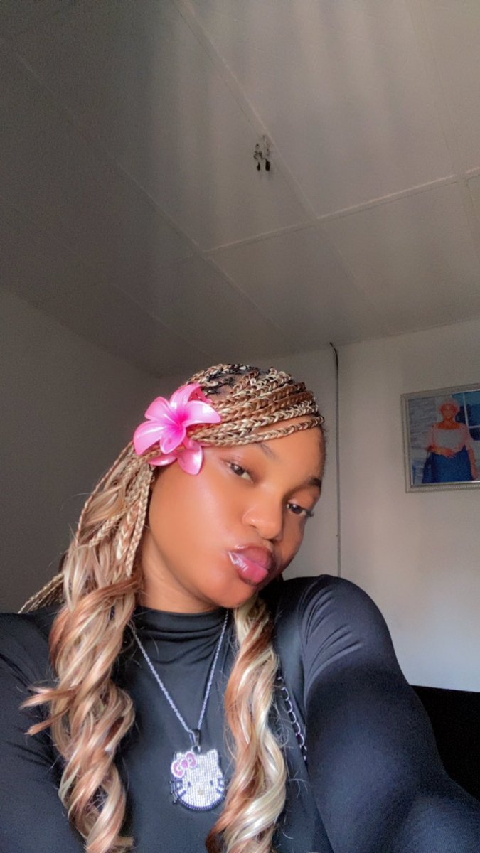 🌸Gloria🌸 tweet media