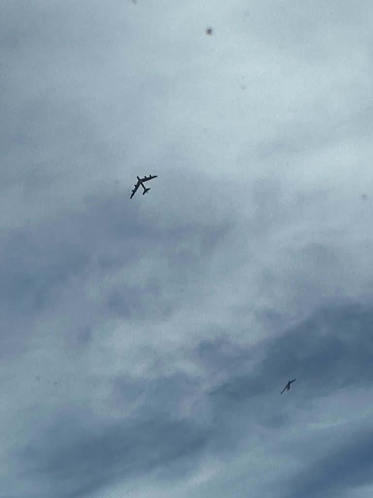 despaaaaaaa's tweet photo. @aeroscouting Saw em right over my house https://t.co/UqpW7tORqw