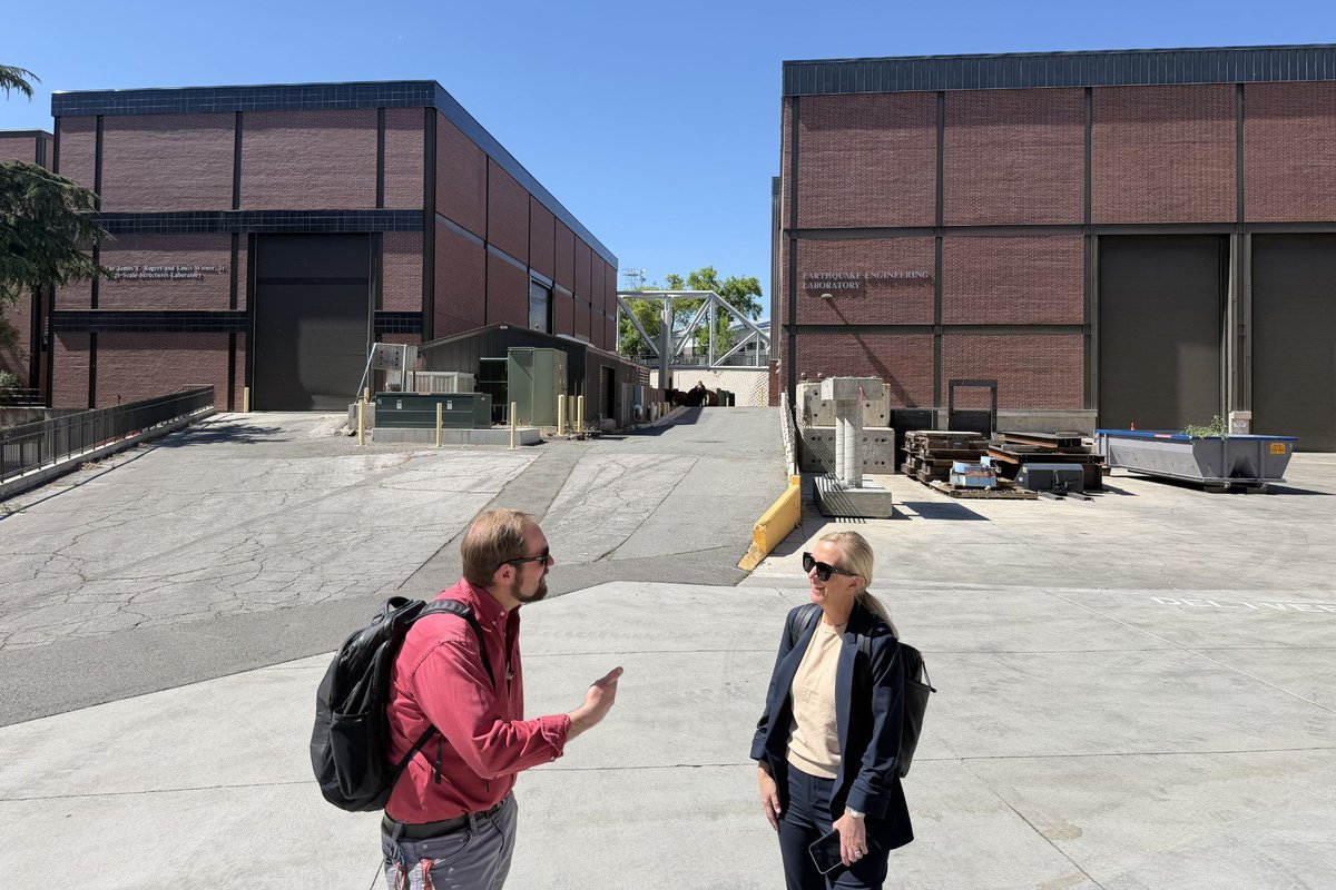 WaterStart's tweet photo. Thank you to @nvseismolab for giving a the WaterStart team to a tour during our recent visit to Reno. We appreciated the opportunity to tour the facility and learn more about the science and innovation helping us better understand Nevada’s dynamic environment. https://t.co/Jw75nTBJIG