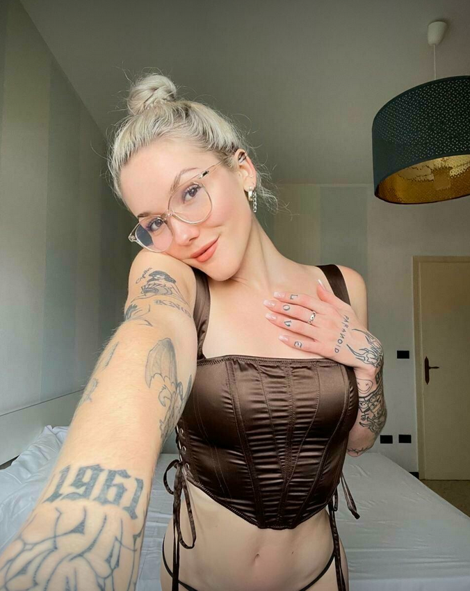 cherryjofficial's tweet photo. #trending #ukgirls https://t.co/NIy3zuxQHm