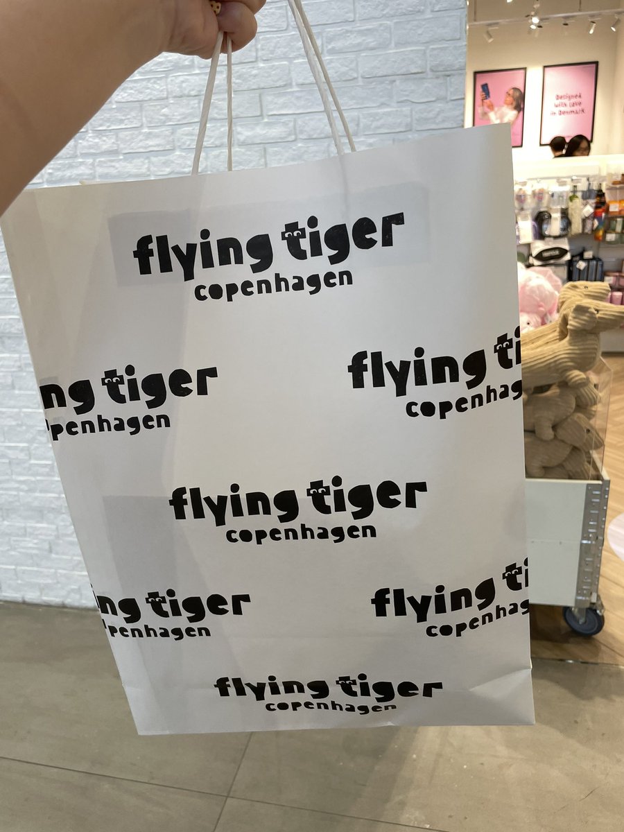 nuniingt's tweet photo. ไปเติมสารพัดของกุ๊กกิ๊กมา 🦋💐🩵⭐️

#FlyingTigerxAA
#FirstFlightWithAA
#AAashirakorn https://t.co/Gfy8xeWbhp