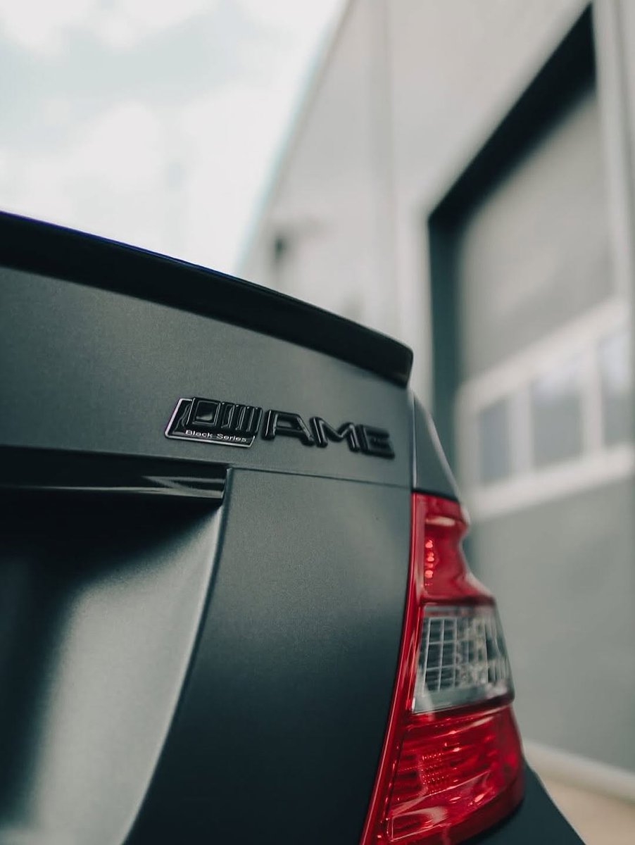 AsphaltAura's tweet photo. Mercedes Benz C63 AMG W204 https://t.co/8AxCFi7m61