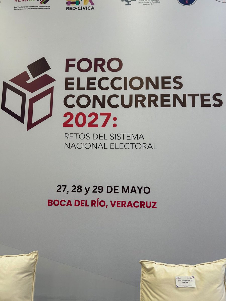 IEESonora's tweet photo. El Secretario Ejecutivo del #IEESonora Fernando Chapetti Siordia y el titular del Órgano Interno de Control de este Instituto, Juan Carlos Jáuregui Ríos  @03jauregui participan en el Foro “Elecciones Concurrentes 2027, Retos del Sistema Nacional Electoral”, un espacio de análisis, reflexión e intercambio de experiencias y buenas prácticas, sobre los principales retos que enfrentará el Sistema Nacional Electoral.