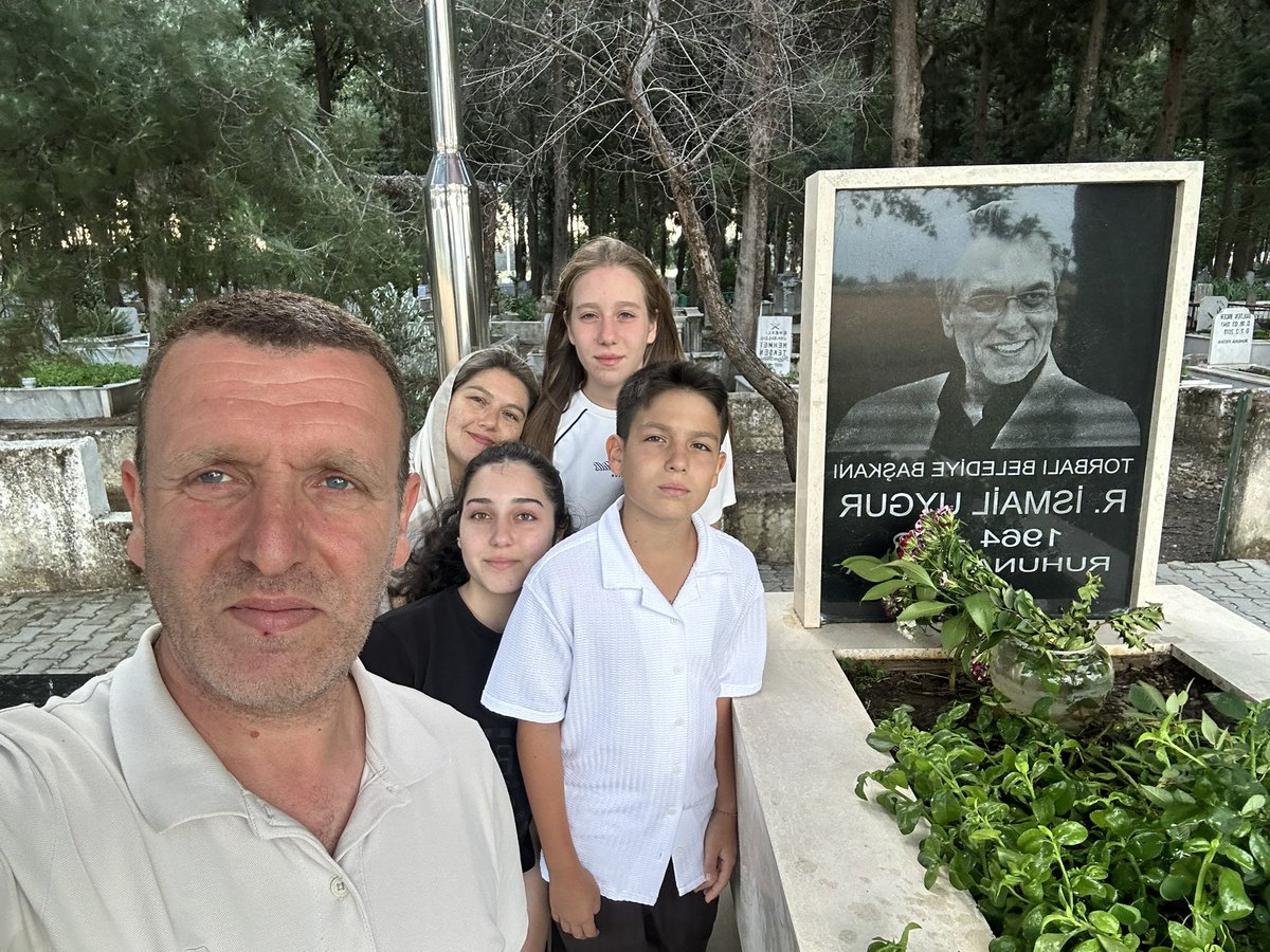 aliyakupoglu35's tweet photo. Bayramın mübarek olsun BAŞKANIM. https://t.co/rVCGUZ2gwV