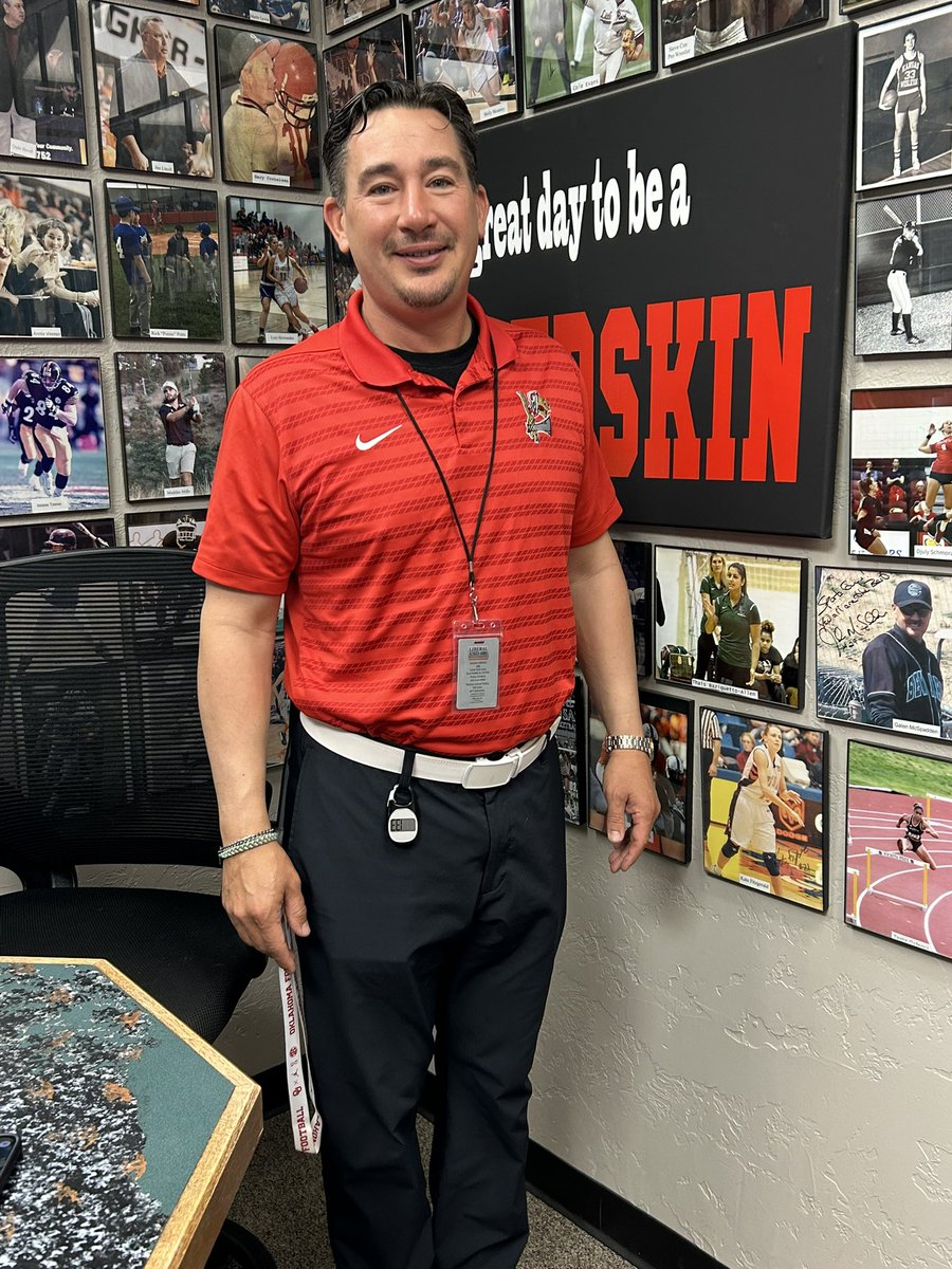 sportsguybrock's tweet photo. Redskin football coach Marc Svaty during Sportsguys this morning. https://t.co/hRzSktKKT3