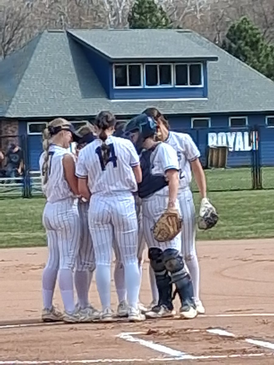 EricSvensk5's tweet photo. MIAC Softball Conference Game 
Bethel Royals Vs St Catherine Wildcats 

@BethelRoyalsSB @BethelRoyals @st_kates @stkatesoftball @MinnesotaMillea @NSPNminnesota https://t.co/MlSgfo2eo6