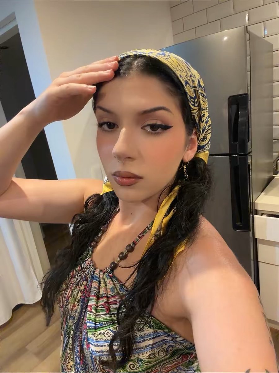 ℬℯ𝓁𝓁ℯ 𝒜𝒹ℴ𝓃𝓃𝒶 🖤𝜗𝜚⋆₊˚ tweet media