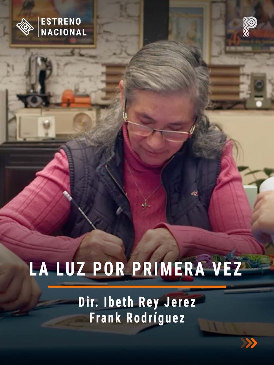 Proimagenes's tweet photo. 🎬 Este 28 de mayo llega a salas de cine colombianas LA LUZ POR PRIMERA VEZ, largometraje documental dirigido por Ibeth Rey Jerez (@ibethrey) y Frank Rodríguez (@frankrodriguezrojas)

🎥 Una producción de MODOC (@mododocumental), en coproducción con Canal TRO (@canaltro), FUTIC y Casa Resonante (@casaresonante). 

📽️ Distribuye Alterna Vista (@alterna_vista)

Este documental emprende un viaje por el oriente colombiano y España para reconstruir la historia desconocida de Amalia Ramírez, pionera de la fotografía en Colombia que retrató la crueldad de la Guerra de los Mil Días. Allí capturó una imagen que el país aún no ha terminado de mirar: La pirámide de calaveras de Palonegro.

#CineColombiano #EstrenoNacional #PelículasColombianas