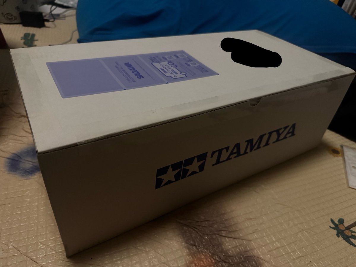nagech_cos's tweet photo. タミヤから物がこのダンボールで届くという価値を味わいたくて、電話してしまう。
ポルシェ934のスペアボディをとりあえず2セットキープ https://t.co/VOepjjBYjs