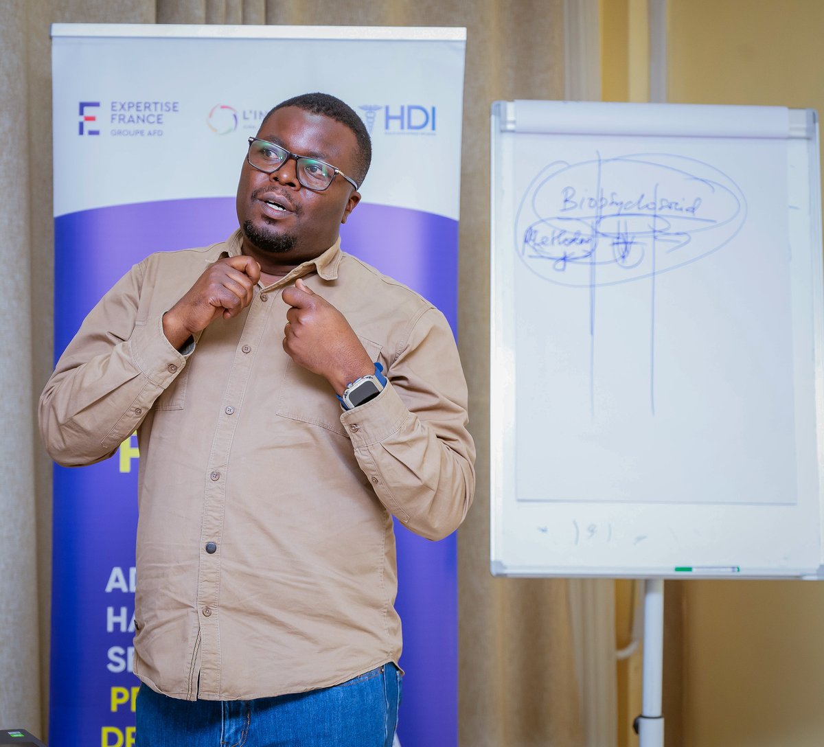 HDIRwanda's tweet photo. Today, through the #Tubiteho project, we kicked-off a 2-day training for journalists and social media influencers, focusing on harm reduction, addiction, and ethical public health reporting. The sessions bring together 15 media practitioners to strengthen accurate, responsible communication on drug use and public health. @RwandaHealth #AdvancingHealthRights