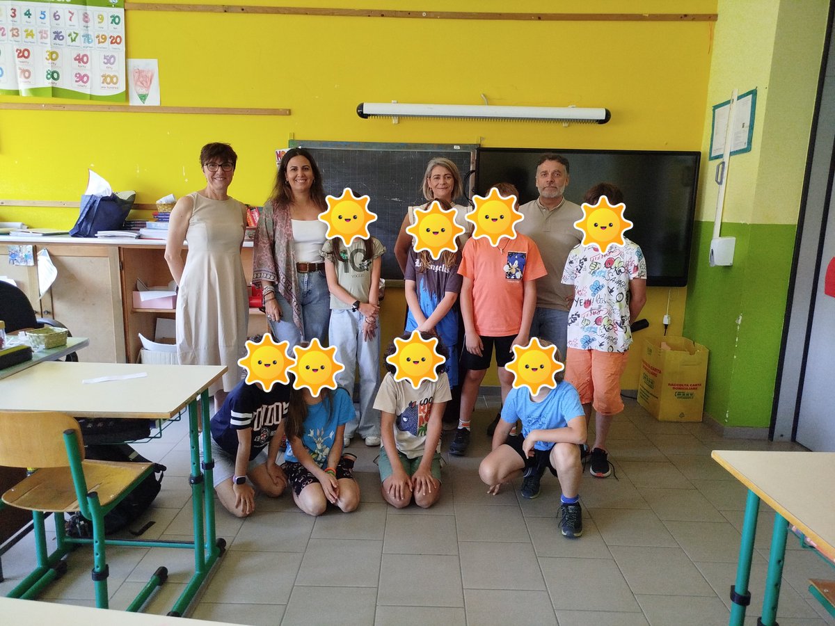 ADERAN_3's tweet photo. Penúltimo día #erasmus en Consorzio delle Alpi. Scuola Secondaria di Primo Grado di Crevacuore y Scuola Primaria di Portula.  Pertenecientes al "Istituto Compresivo di Pray". Conocimos el proyecto STEM Eureka! y una escuela multinivel con aula Montessori. @EducaAnd  @sepiegob https://t.co/iH0dQJvYWF