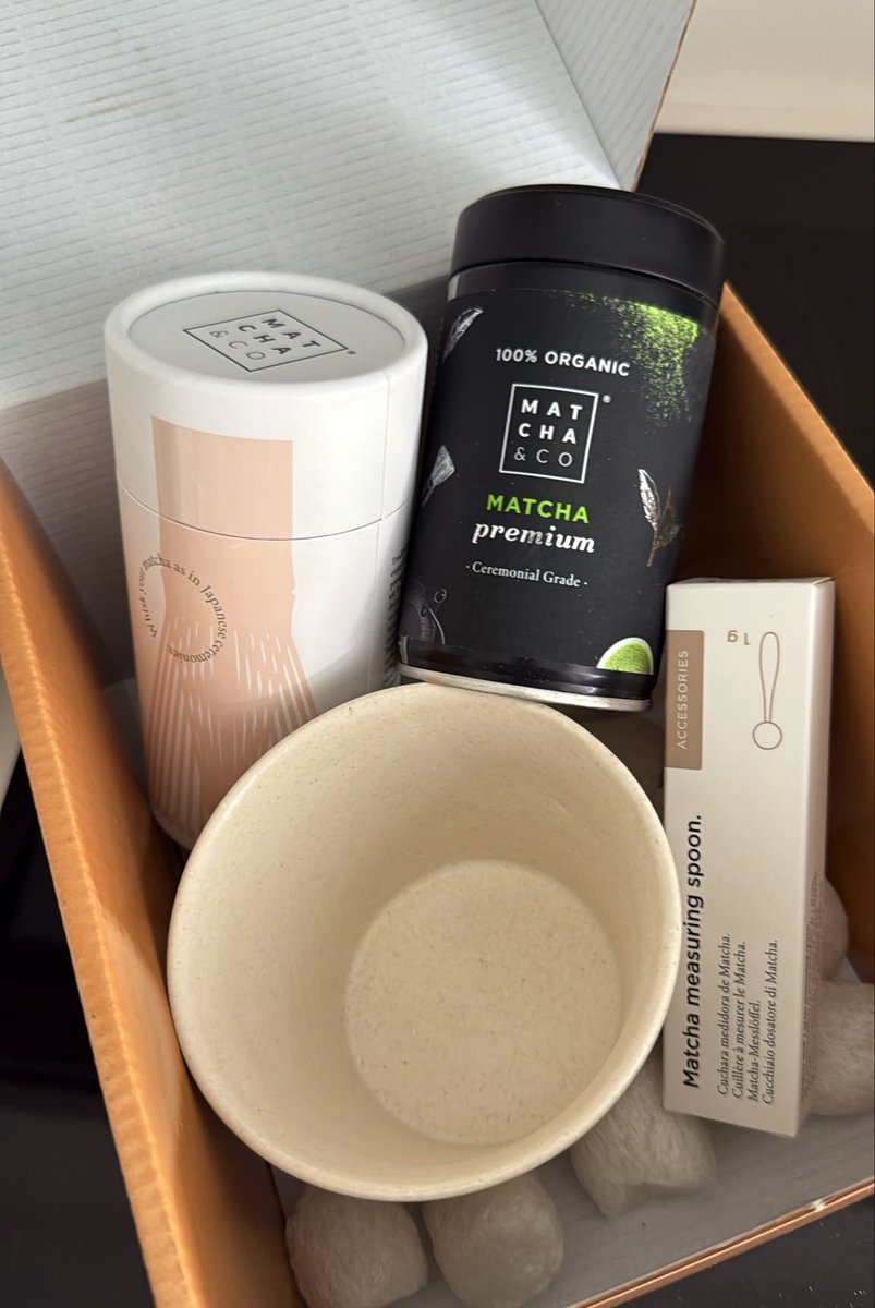 alevelascoga's tweet photo. Matcha 💚 si entramos en el mundo entramos bien 🤣 https://t.co/JSd5OalKca