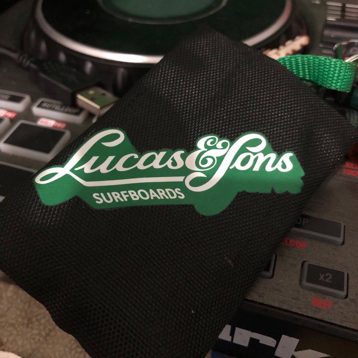 BABAYA666A's tweet photo. Lucas &amp; Sons https://t.co/FrLtTV4u90