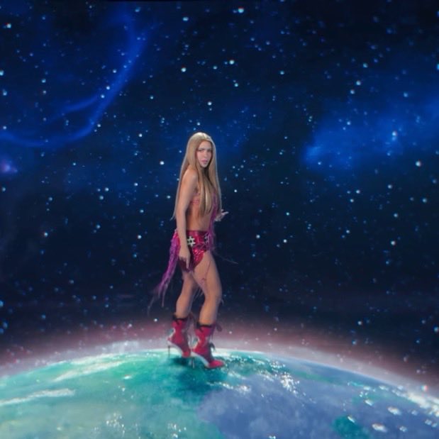 povcharts's tweet photo. “Dai Dai” by Shakira &amp; Burna Boy is challenging to rise to a new peak at #7 on this week’s Hot 30. https://t.co/21e2JxFfi9