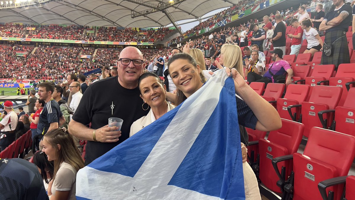 MrGunny1963's tweet photo. Brilliant @markrobbo10 @raeso77 - can’t wait for the first “Yes Sir I Can Boogie” now!! 🏴󠁧󠁢󠁳󠁣󠁴󠁿🥃 🕺 https://t.co/yHGhHu8SlH