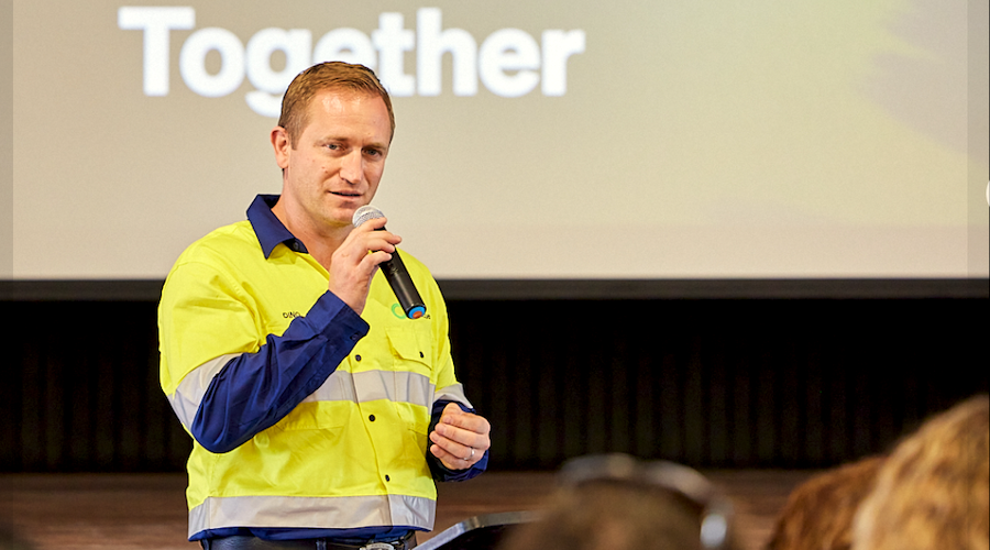 minenergybiz's tweet photo. Fortescue at loggerheads with peers over diesel, decarbonization ⛽️⛏️
https://t.co/LGBMNjrQkQ