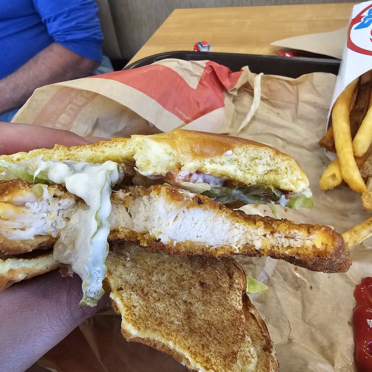 grimmdoom64's tweet photo. @Wendys not an upgrade https://t.co/XMRZPsE1KP