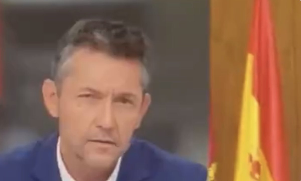 iGuille87's tweet photo. La cara que se le ha quedado es histórica. #EleccionesYA https://t.co/5rofdK5mVp