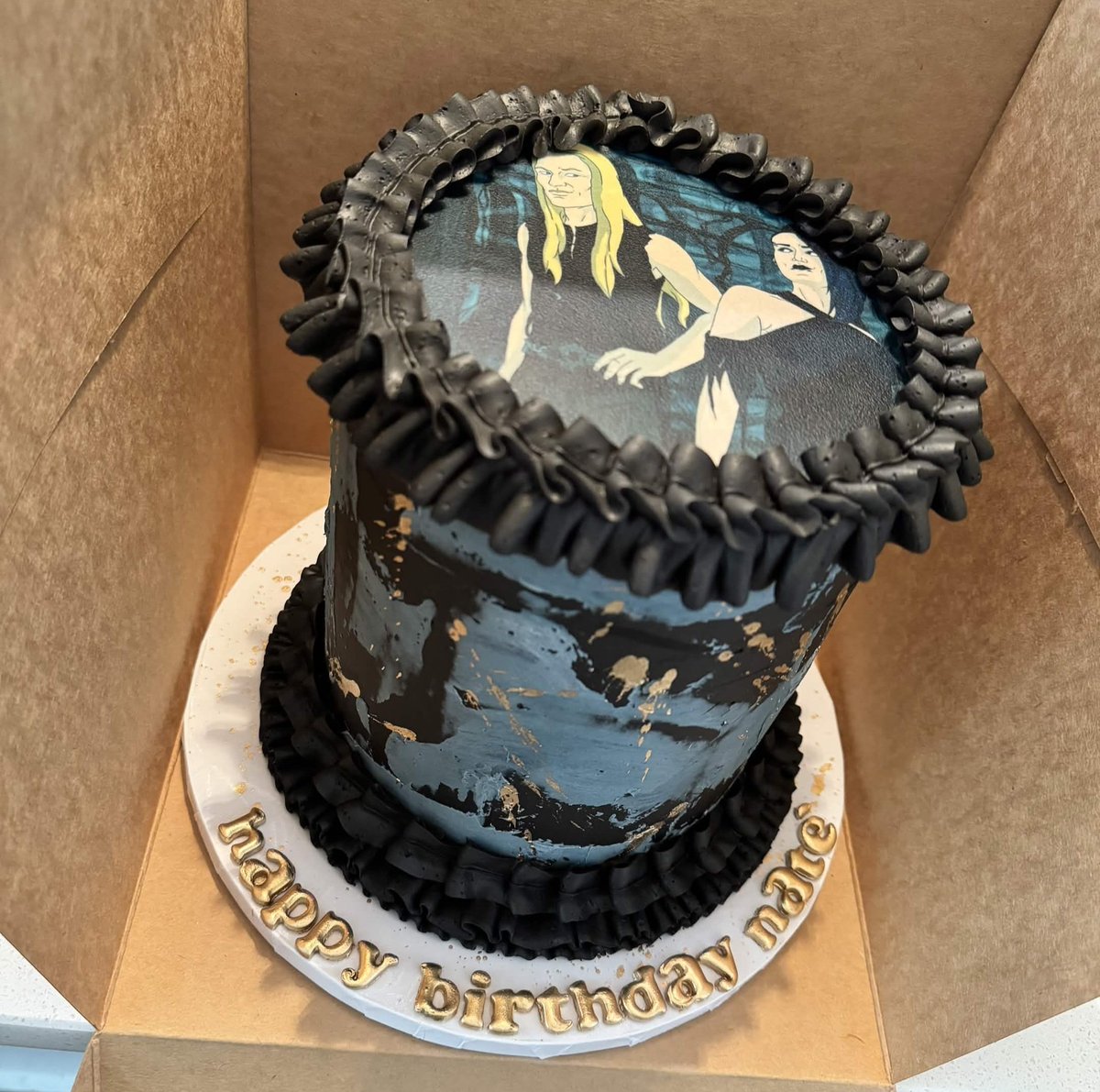 LeakingVoid's tweet photo. Big ass gorilla grin... The cake keef and zero got meh... Actually sobbed GREAT LMFAO AND A COMMISSION KEEF GOT ME, OUGH IT'S SO CUUUUUUUUUTE RAH Gelfé forever💙💛🦄🎸 https://t.co/EpmU9SJviZ