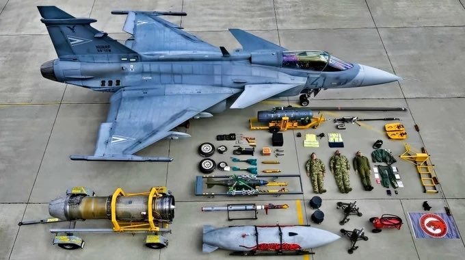 Mylovanov's tweet photo. Reuters: Ukraine is going to receive Swedish first 16 Gripen fighter jets in 2027. The multibillion deal consists of 150 aircraft.
Gripens are built for exactly the kind of war Ukraine is fighting:
- dispersed airfields
- constant missile threats
- maintenance infrastructure

1/ https://t.co/XUlk8GvtDo