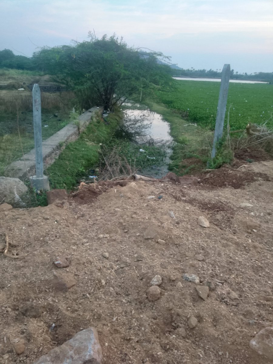 UrsuCheruvu's tweet photo. @Collector_WGL @MC_GWMC Nala in Syno.357,V:Ursu, GWMC 40D is in existence since decades.This is established by Tahsildar report RCNo.B/1125/2018 &amp; Joint Committee report RcNo.D/1507/2023.Officials not filing criminal charges against Ch RamanaChary for their own vested interest. https://t.co/GONo7BvQzm
