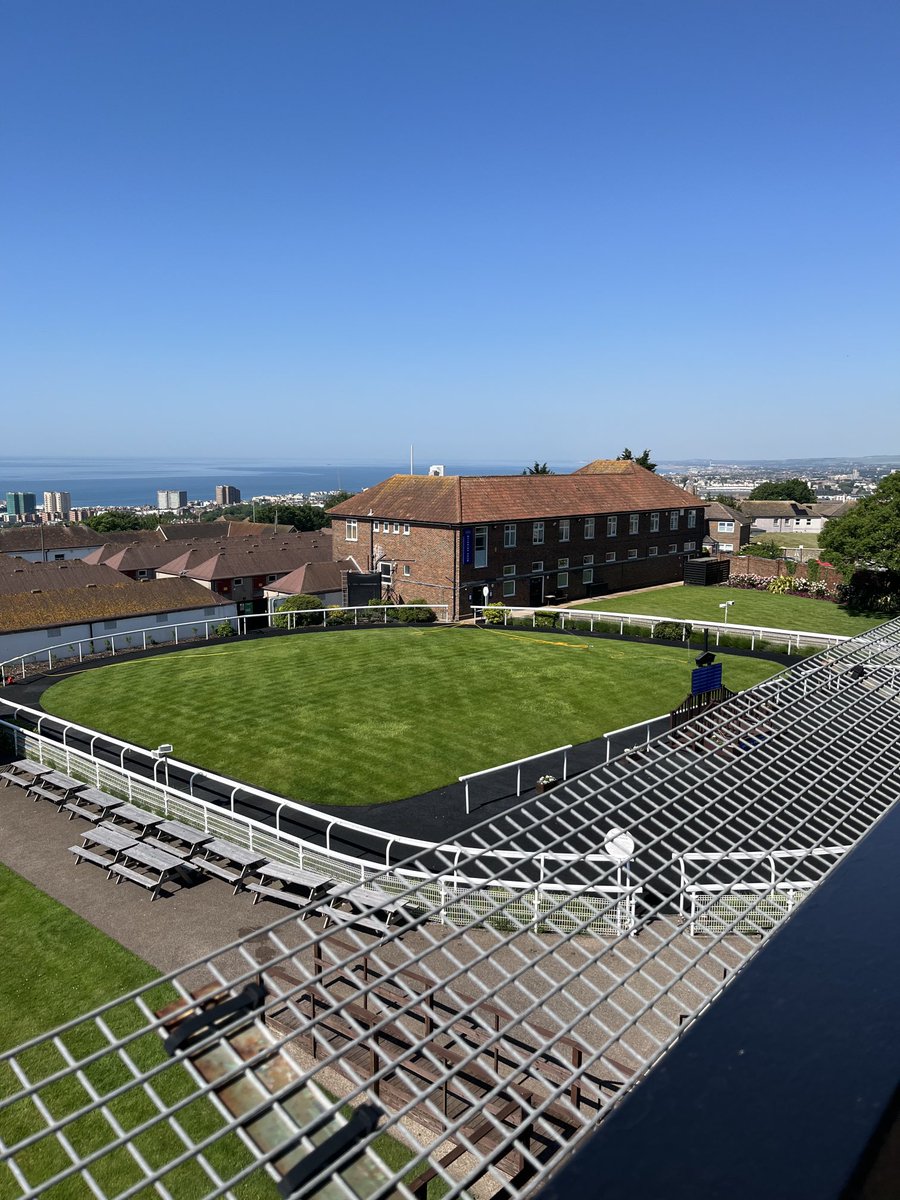 Brighton Racecourse tweet media