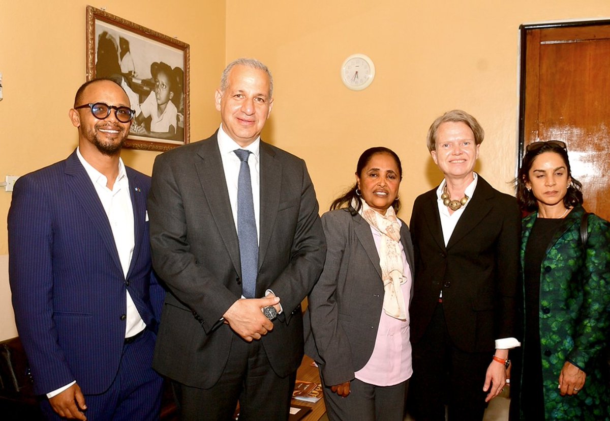 shabait's tweet photo. UNESCO Delegation Meets Senior Government Officials

A UNESCO delegation met with senior Government officials today, 28 May, and discussed bilateral cooperation and issues of mutual interest.

The delegation, led by Mr. Mohamed El Faranawy, Acting Assistant Director-General (ADG/AI) of UNESCO, and comprising Ms. Louise Haxthausen, UNESCO Regional Director for East Africa, met and held talks with Mr. Osman Saleh, Minister of Foreign Affairs; Mr. Yemane Gebremeskel, Minister of Information; Dr. Halima Mohammed, Minister of Education; and Ambassador Zemede Tekle, Commissioner of Culture and Sports. The discussions focused on the sectors of education, documentation of Eritrea’s rich historical and intangible heritage, as well as experience sharing in digital science and Artificial Intelligence in education and information.

At the meeting, in which Ms. Nahla Valji, UN Resident Coordinator in Eritrea, took part, consensus was reached to develop and strengthen the existing cooperation. #Eritrea